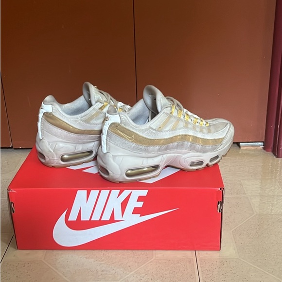 Air Max 95 desert sand/metallic gold - Picture 3 of 4